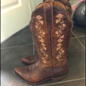 Ladies Cowboy Boots